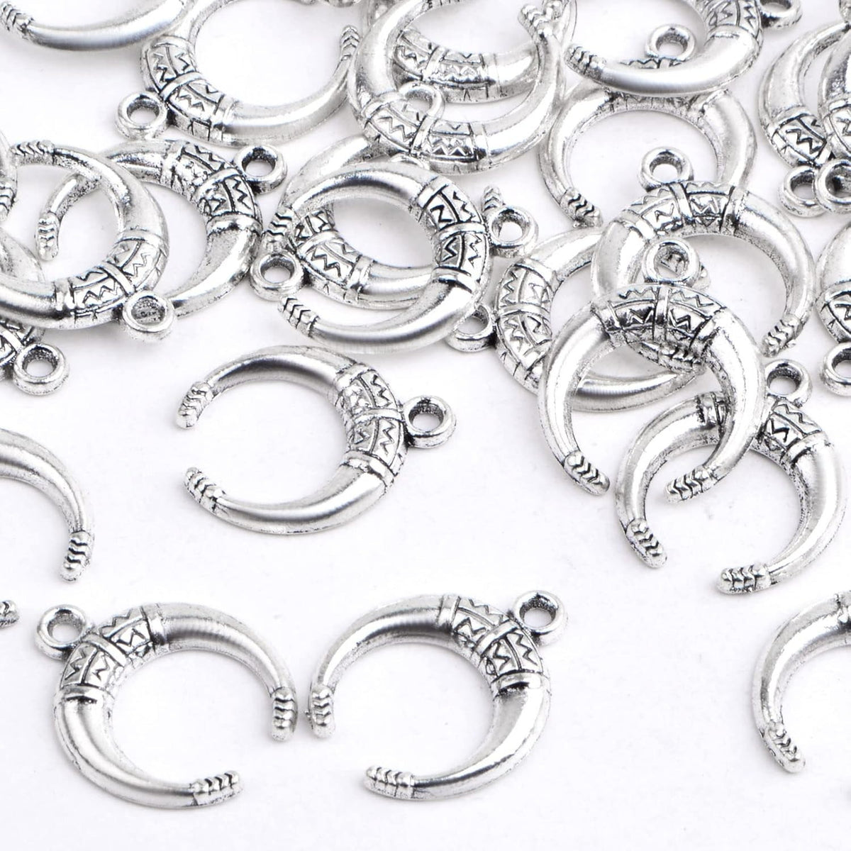 60 Pieces Antique Silver Crescent Moon Pendants Vintage Alloy Luna New Moon Dangle Charms Bulk Crafts Accessory for DIY Bracelet Necklace Earrings Jewelry Making