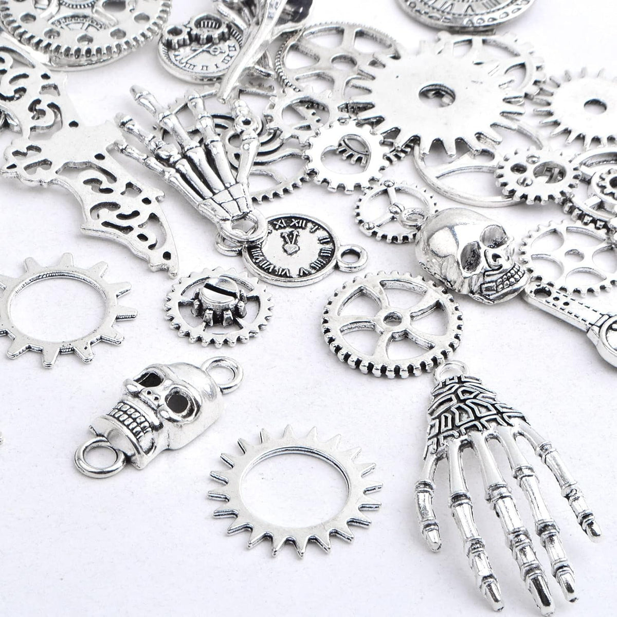 100 Gram Antique Silver Steampunk Gears Charms Vintage Alloy Mixed Watch Wheel Cog Skull Hands Skeleton Keys Pendant for Art Craft Jewelry Making Pirate Cosplay Decor