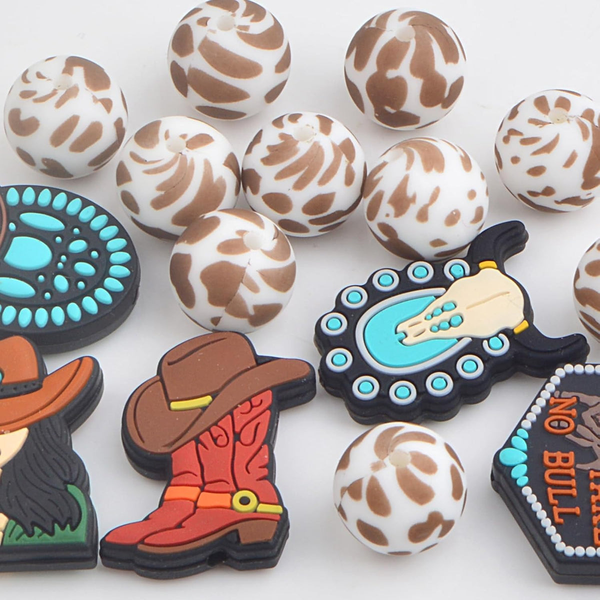 15Pcs Western Cowboy Silicone Beads Cute Hat Boot Cowgirl Animal Round Cow Printed Rubber Spacer Beads Bulk for Necklaces Bracelets Keychain DIY Jewelry Making Crafts