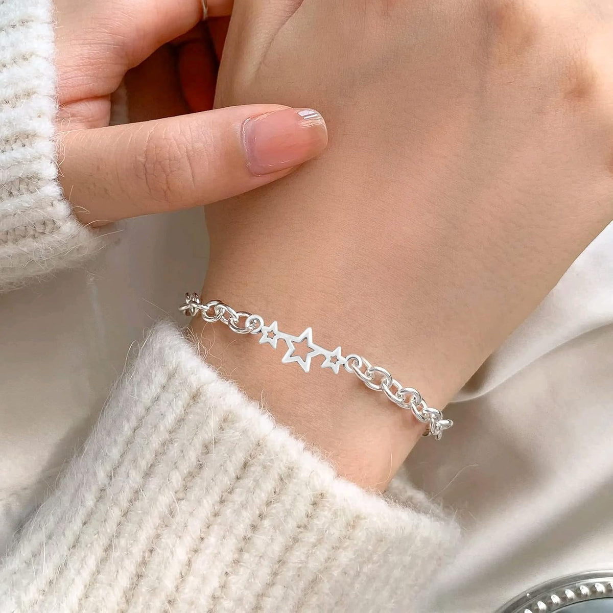 100pcs Antique Silver Star Charms Connectors Alloy Pentagram Star Dangle Pendants Bracelet Links Craft Supplies for DIY Necklace Earrings Jewelry Making Decoration