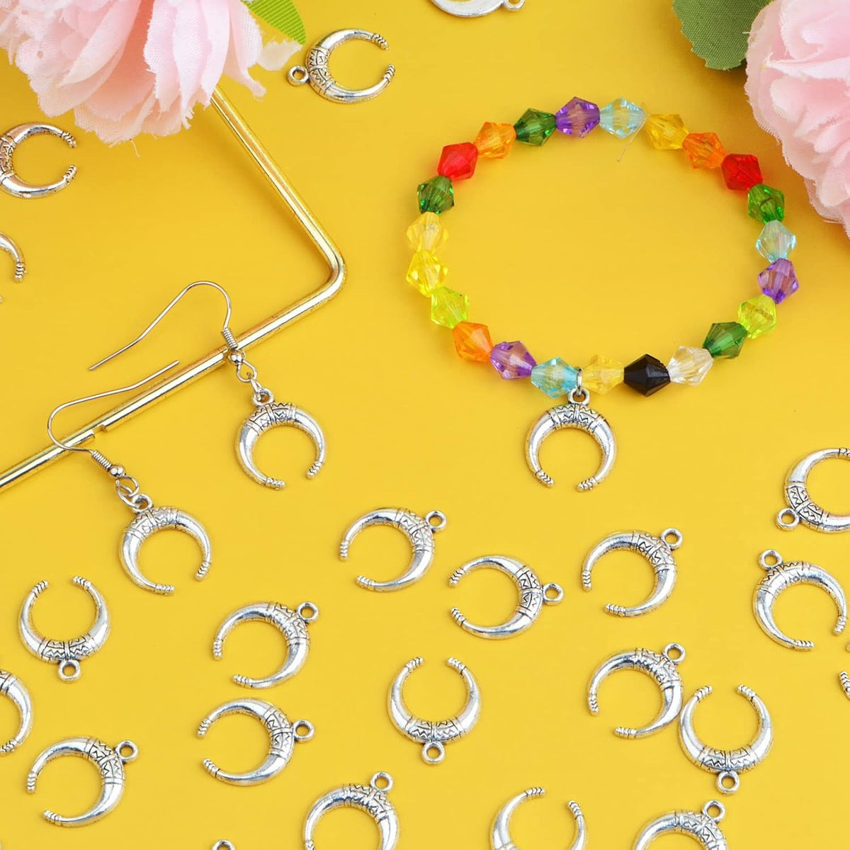 60 Pieces Antique Silver Crescent Moon Pendants Vintage Alloy Luna New Moon Dangle Charms Bulk Crafts Accessory for DIY Bracelet Necklace Earrings Jewelry Making