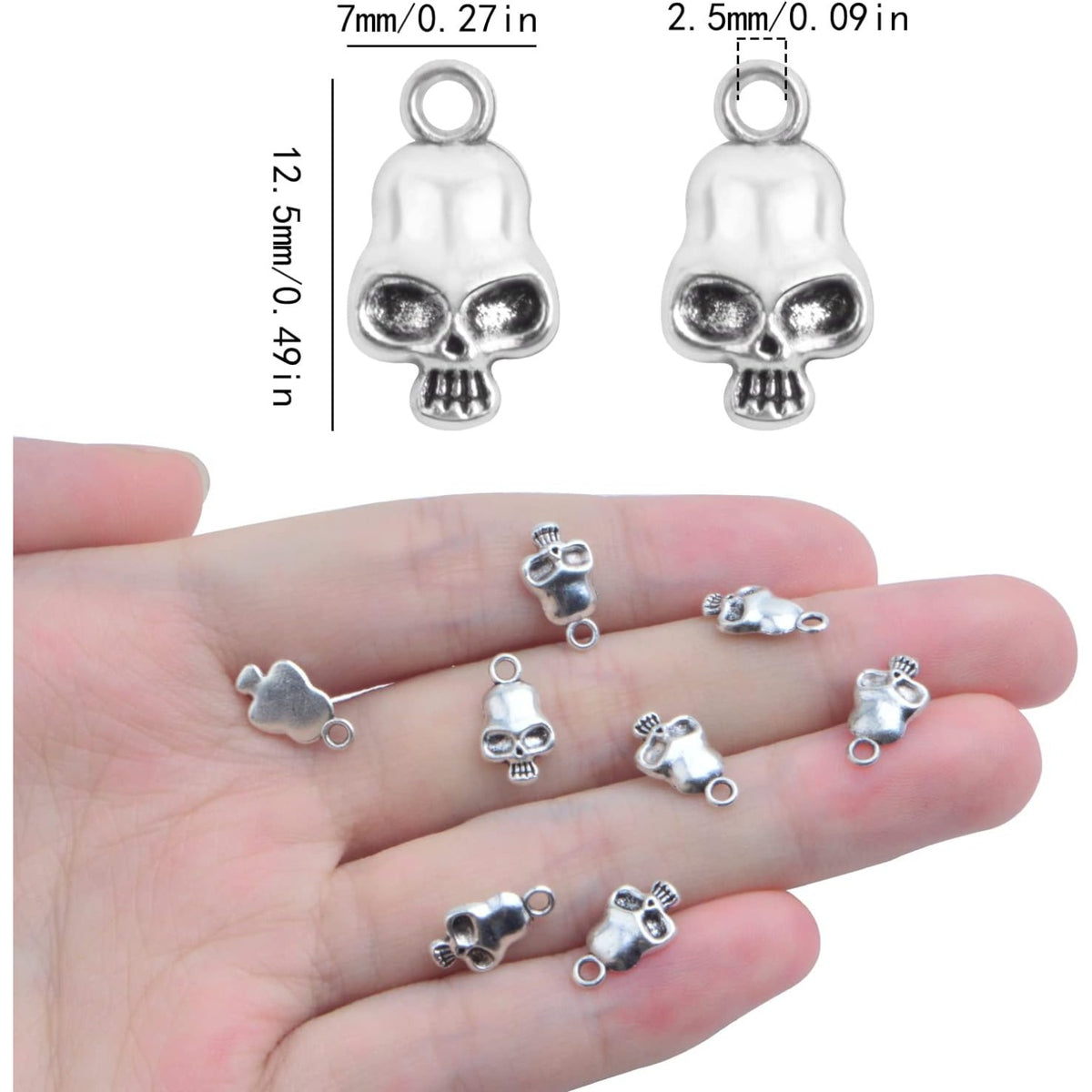 100pcs Antique Silver Skull Head Charms Vintage Alloy Skeleton Skull Head Dangle Pendants Craft Supplies for DIY Jewelry Making Halloween Home Party Décor