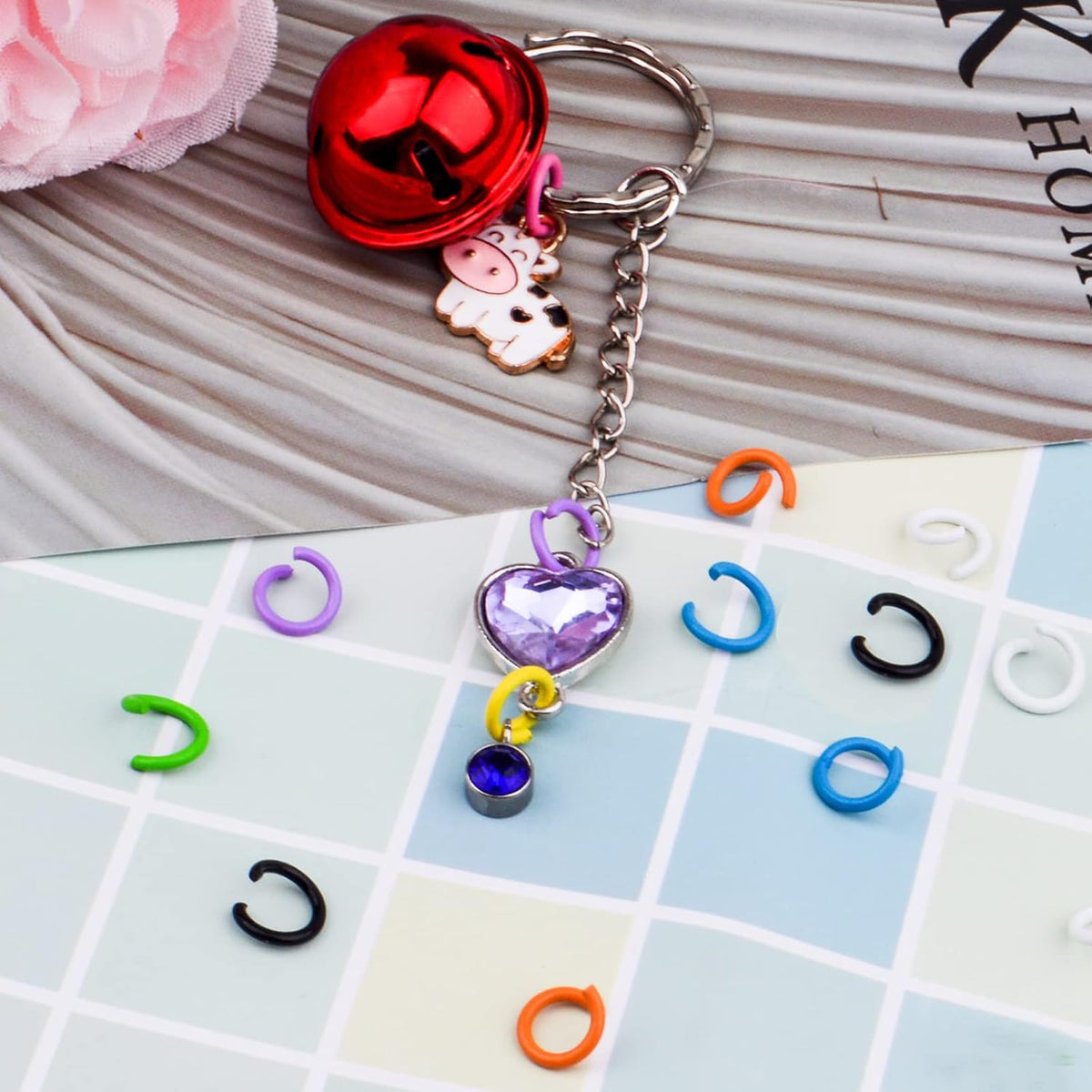 300pcs 10 Colors 8mm Open Jump Rings Metal Single Jump Ring Links Wire Ring Connectors with a Plastic Box for DIY Choker Necklaces Bracelet Jewelry Making