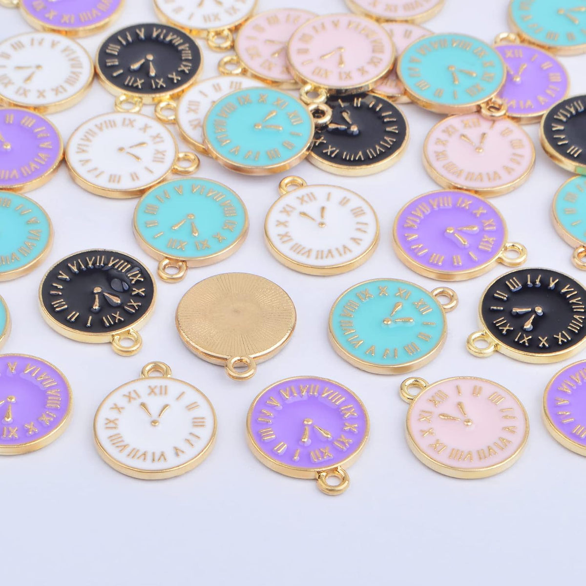 50pcs Alloy Enamel Alarm Clock Charms Cartoon Student Watch Clocks Pendant Charms Craft Supplies for DIY Bracelet Necklace Jewelry Making New Year Gift, 5 Colors