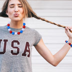 120pcs Independence Day Natural Wood Beads 16mm Patriotic Round Wooden Beads Red White Blue Wood Ball Beads Loose Beads for 4th of July Garland Home Decoration Jewelry Making