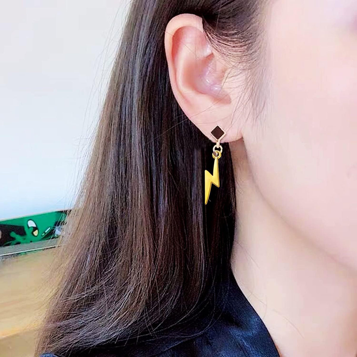 60pcs Lightning Bolt Pendants Alloy Flash Lightning Charms Thunder Flash Celestial Dangle Charms for DIY Earrings Bracelet Crafts Jewelry Making Accessory,28mm×7.7mm