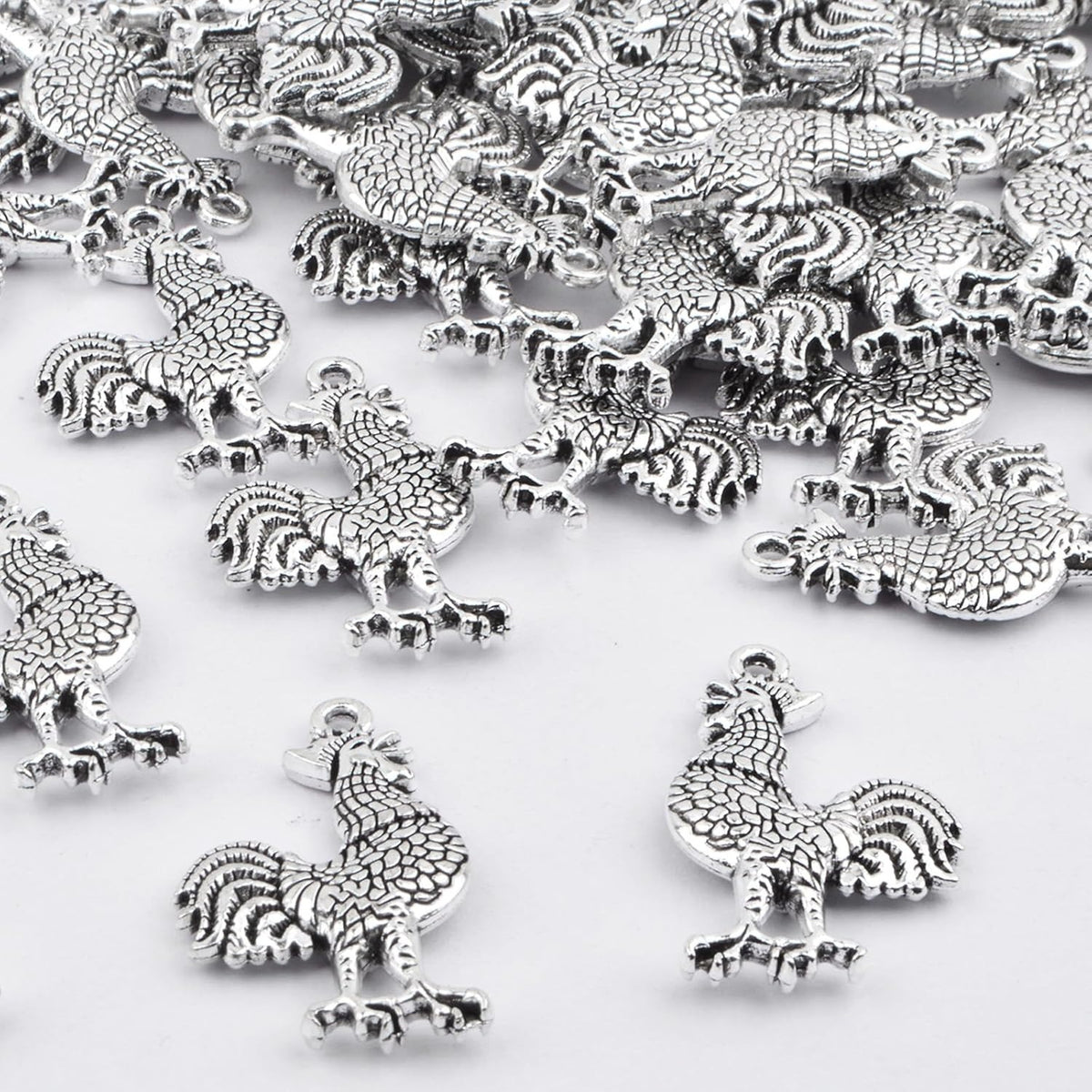 50pcs Antique Silver Rooster Cock Chicken Charms Vintage Alloy Chicken Farm Animal Rooster Shape Dangle Pendants for DIY Bracelets Necklaces Jewelry Making Findings