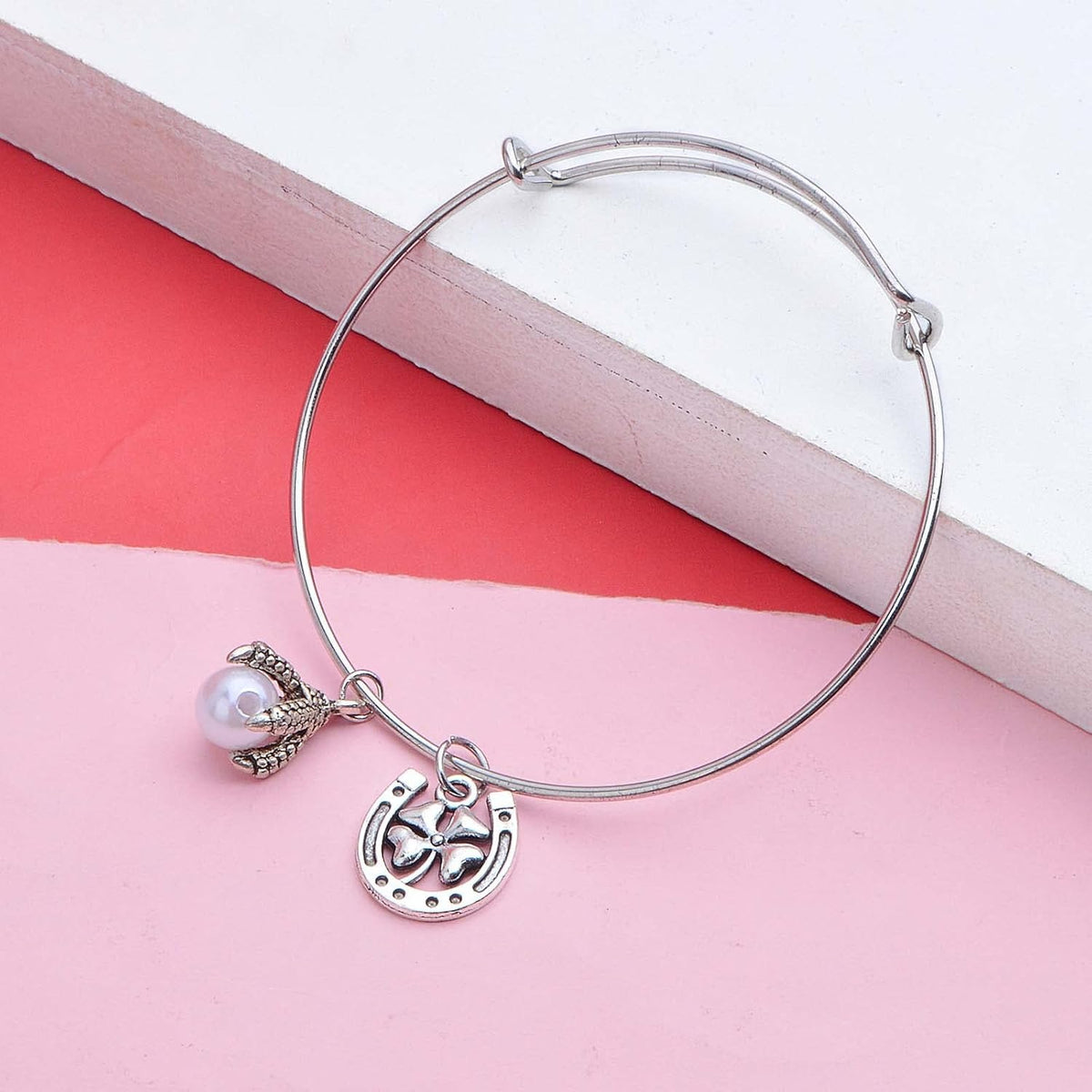 50pcs Antique Silver Horseshoe Charms Alloy Four Leaf Clover Pendants U Shaped Lucky Clover Horseshoe Charms for DIY Bracelet Necklace Jewelry Making Crafting, Hole: 2.7 mm