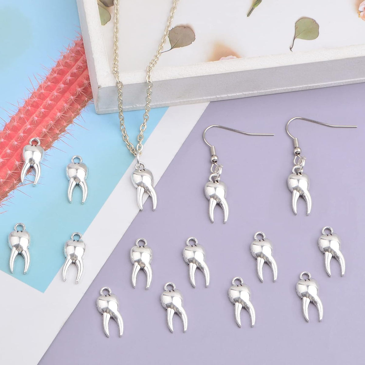 100pcs Antique Silver Teeth Pendant Charms Vintage Alloy Tooth-Shaped Dangle Pendants Craft Supplies for DIY Necklace Bracelet Jewelry Making Findings, 19 x 8 mm