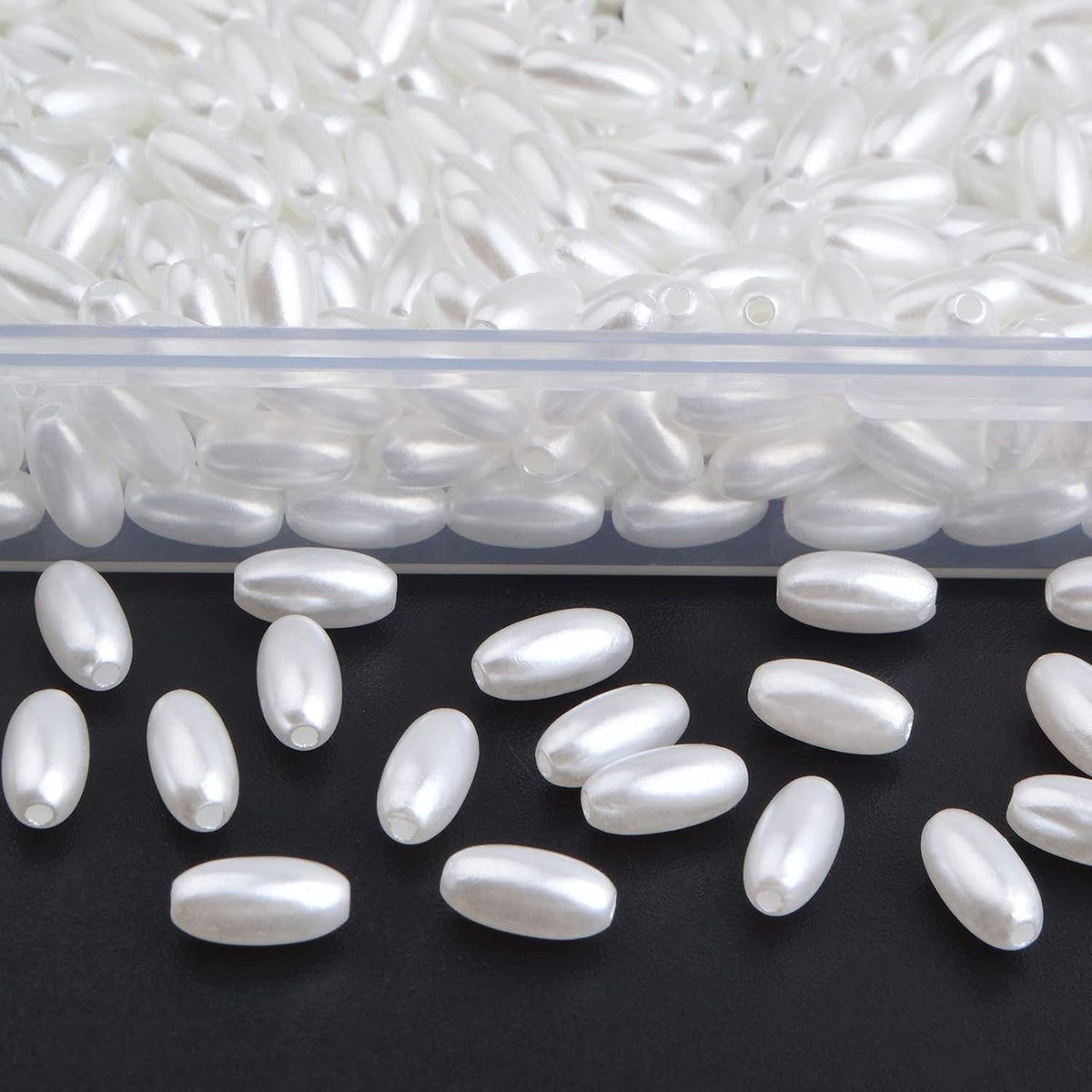 1000pcs White Long Pearl Beads Smooth Ball Imitation Pearl Beads Plastic Oval Rice Shape Spacer Beads with a Plastic Box for DIY Bracelets Jewelry Making Craft Decoration