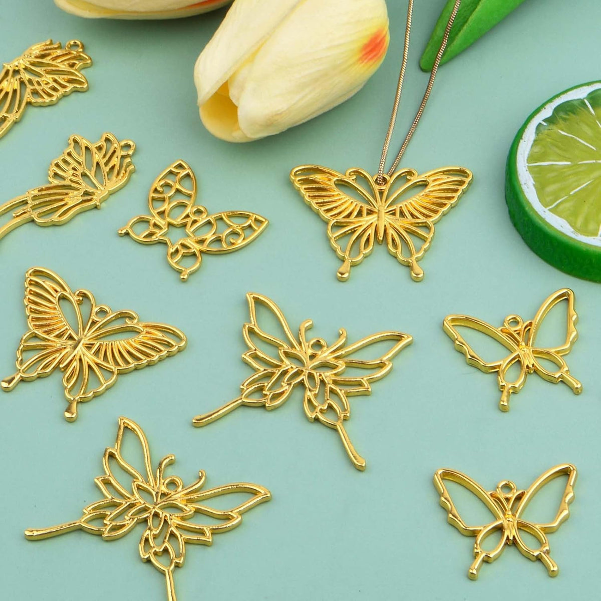20pcs Golden Plated Hollow Butterfly Frame Charms Alloy Open Back Bezel Pendants Butterfly Shape Resin Mould Charms for DIY Necklace Bracelet Jewelry Making, 5 Styles