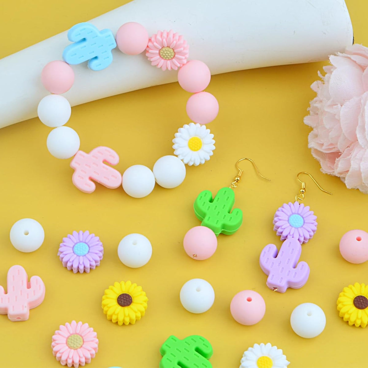 36Pcs Daisy Silicone Beads Cute Cactus Flower Focal Loose Round Spacer Beads Bulk for Summer Necklaces Bracelets Keychain DIY Jewelry Making Crafts