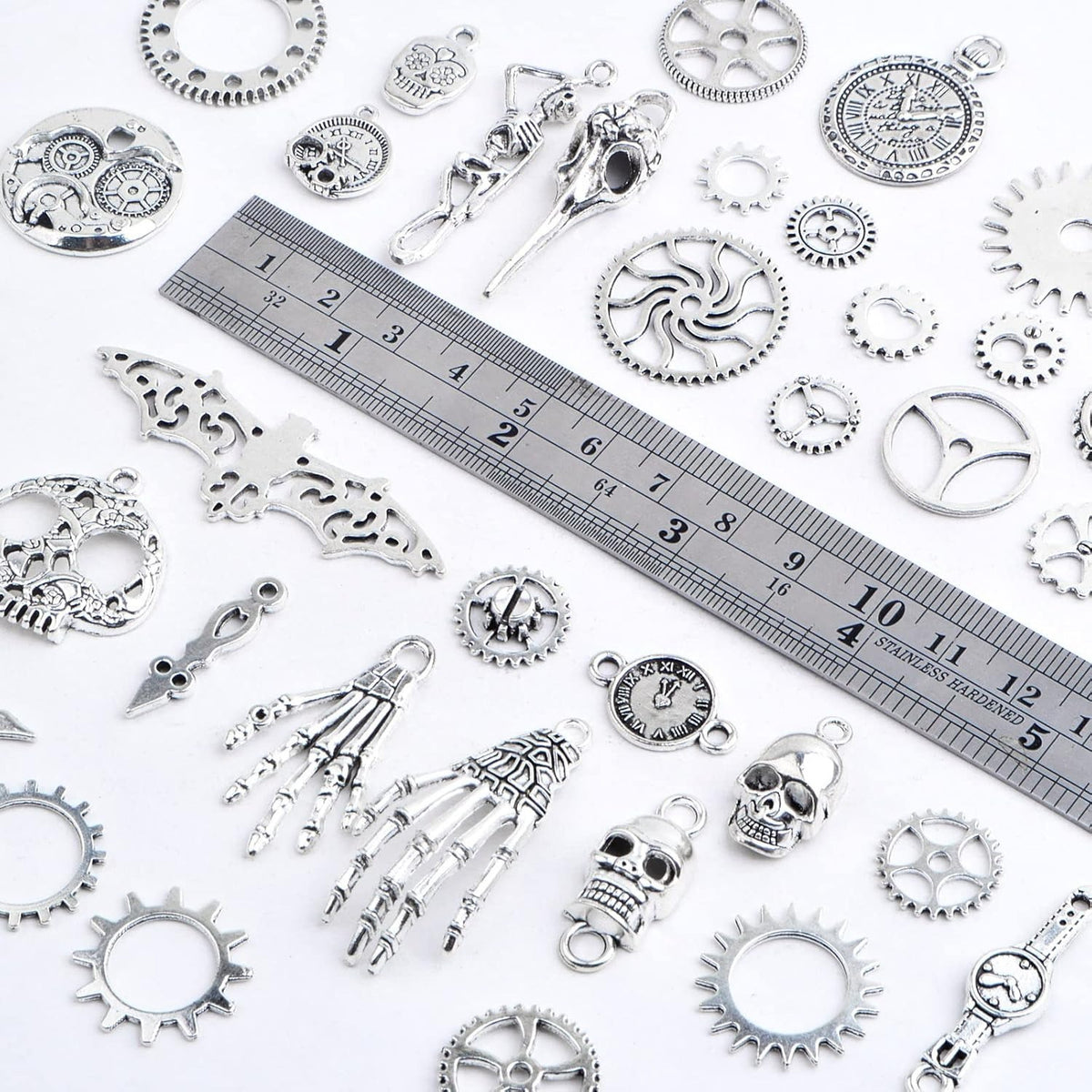 100 Gram Antique Silver Steampunk Gears Charms Vintage Alloy Mixed Watch Wheel Cog Skull Hands Skeleton Keys Pendant for Art Craft Jewelry Making Pirate Cosplay Decor